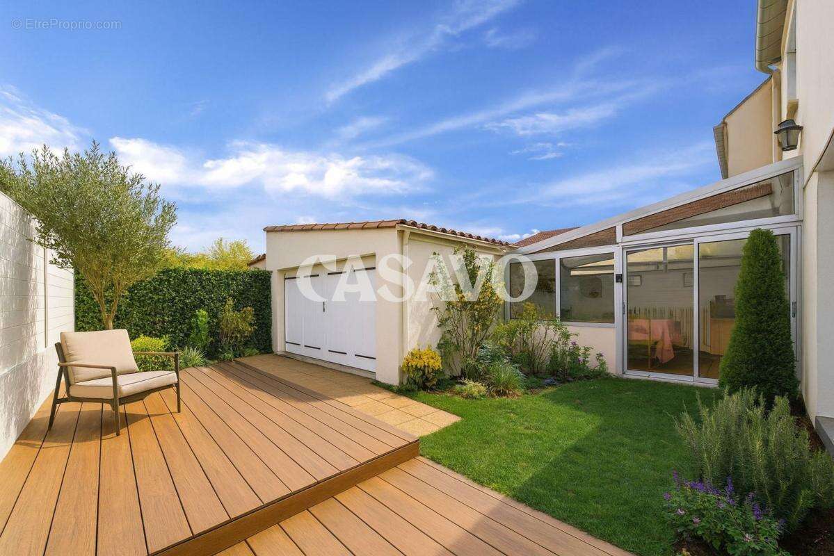 Maison à SAINT-SEBASTIEN-SUR-LOIRE