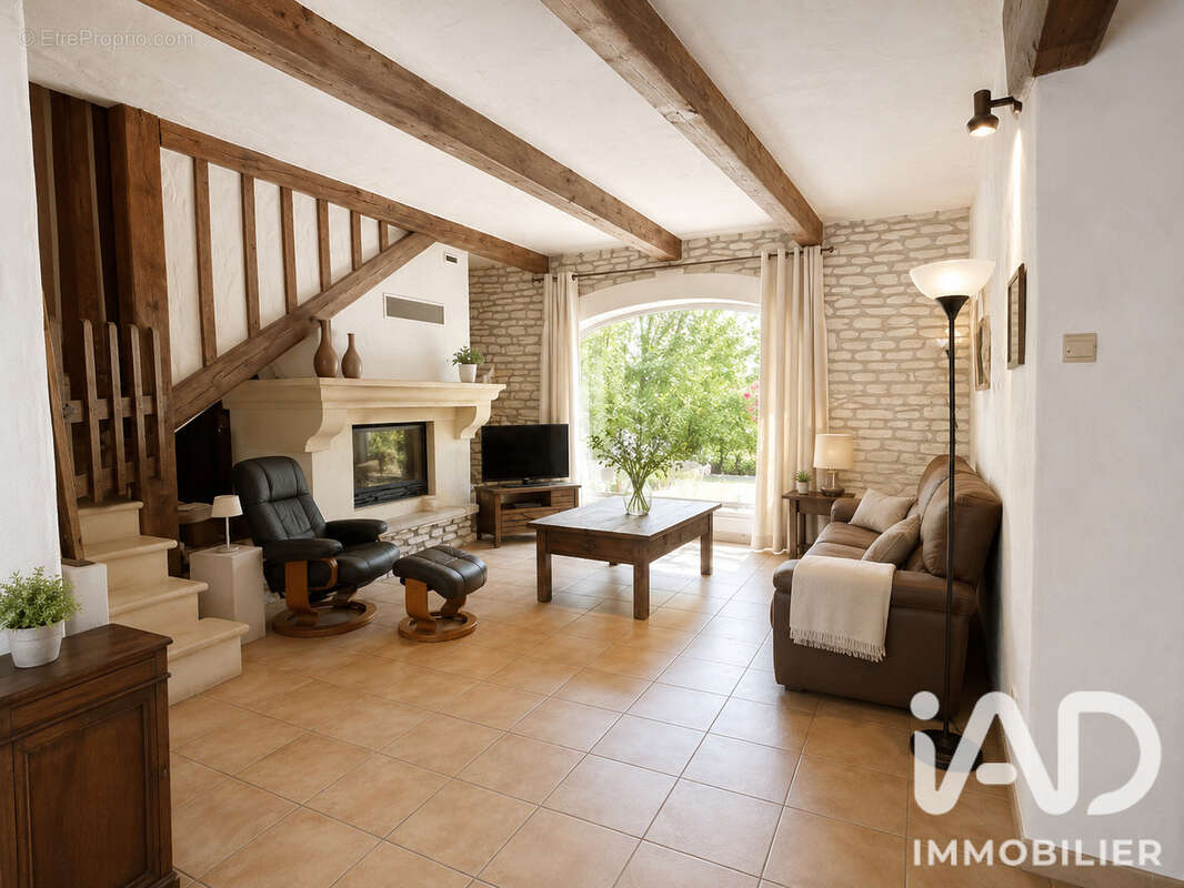 Maison 134 m² à Maussane-Les-Alpilles  - photo 8