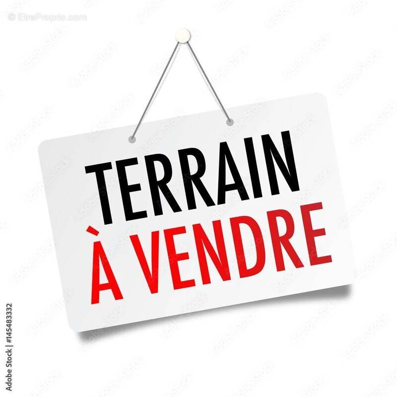 Terrain à COMPIEGNE
