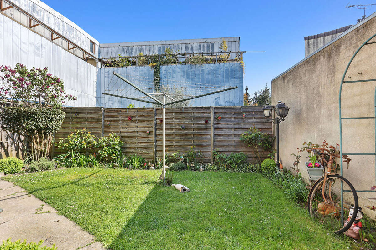 Commerce à ROMAINVILLE