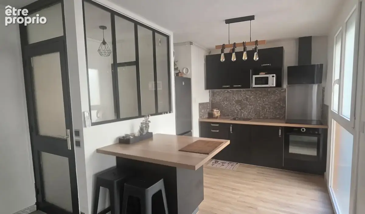 À vendre   Appartement F2 lumineux avec balcon, cave et parking privé - photo 4