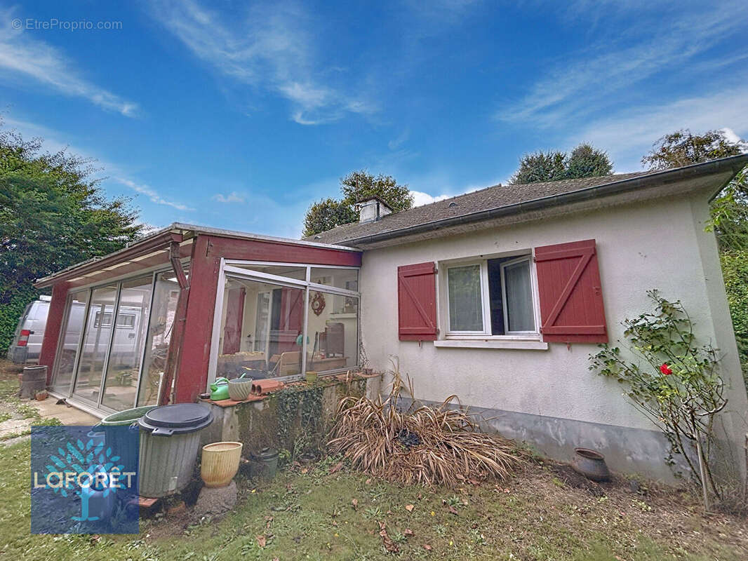 Maison à CHASNE-SUR-ILLET