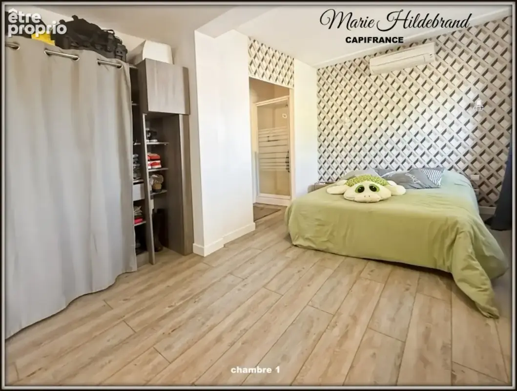 Maison de 185m² - 3 chambres - piscine - jardin de plus de 4000m² - photo 4