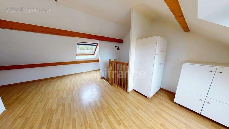 Appartement à CORBEIL-ESSONNES