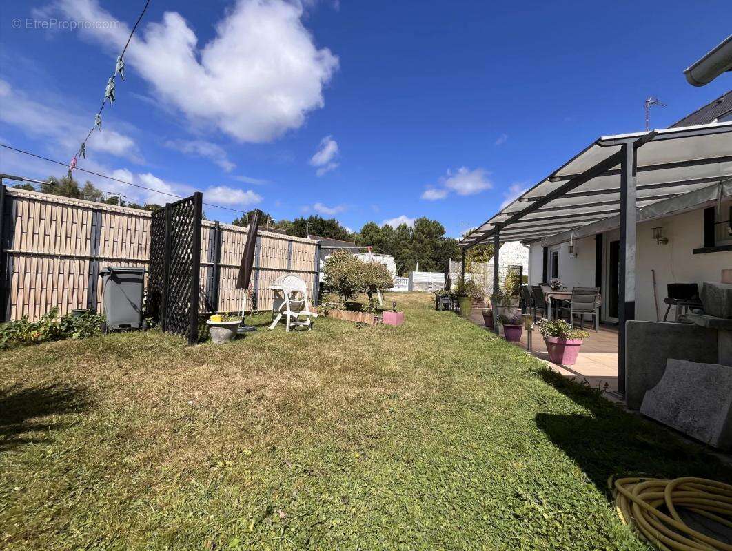 Maison à SAINTE-HELENE