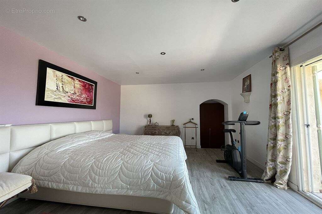 Maison à LA GAUDE