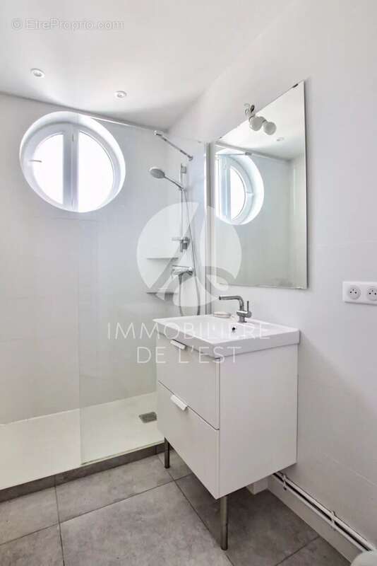 T4 - LYON 8 - 75m² - photo 7