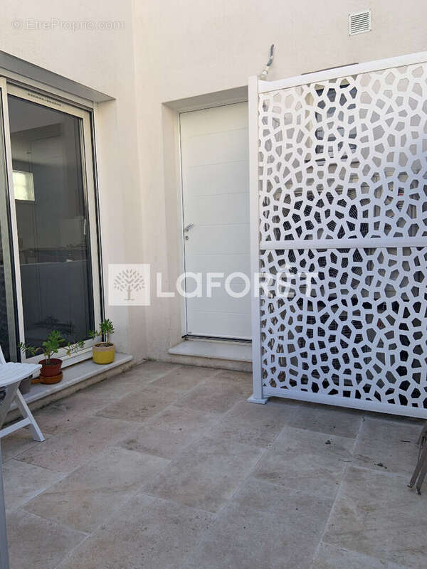 Maison à LA FARE-LES-OLIVIERS