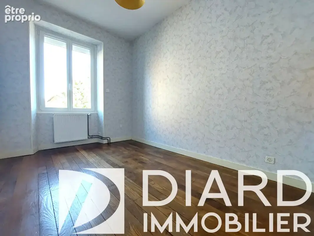 Maison 126 m² - Double garage + hangar - photo 9