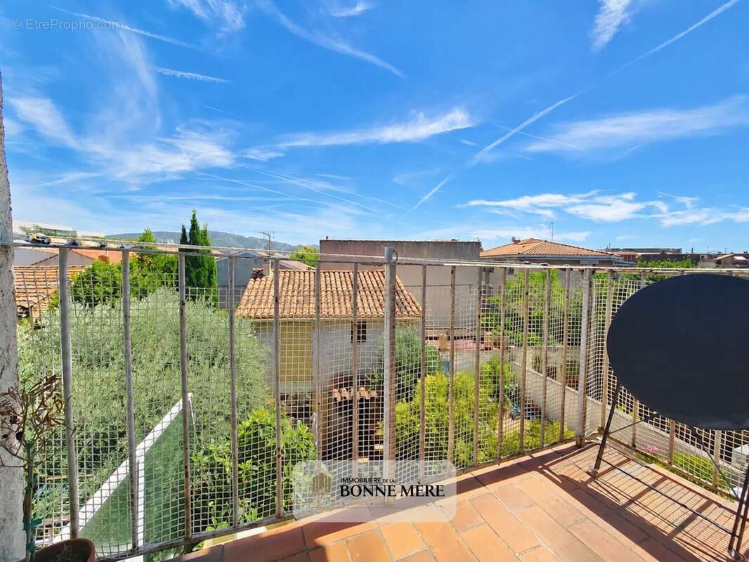 Appartement à MARSEILLE-12E