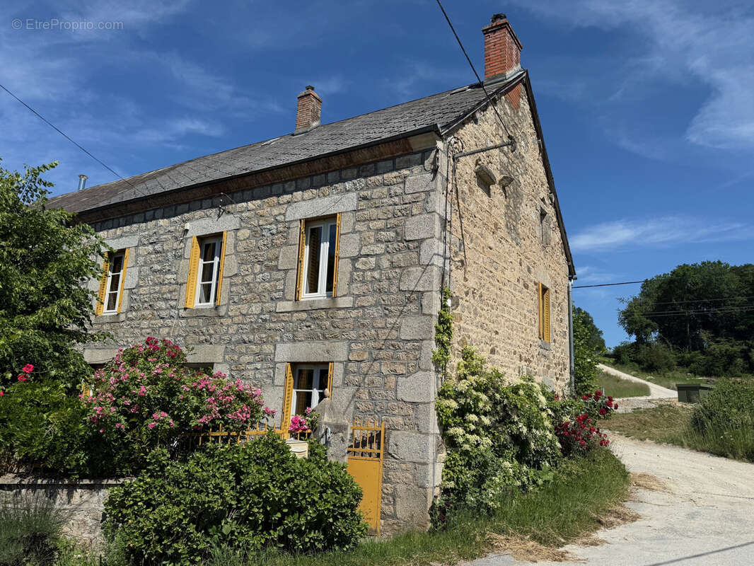 Maison à CHARENSAT
