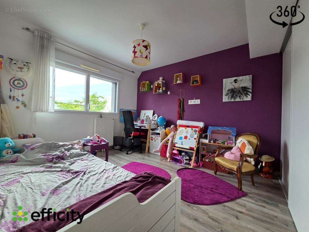 Maison 127 m² à La Chapelle-Des-Fougeretz  - photo 14