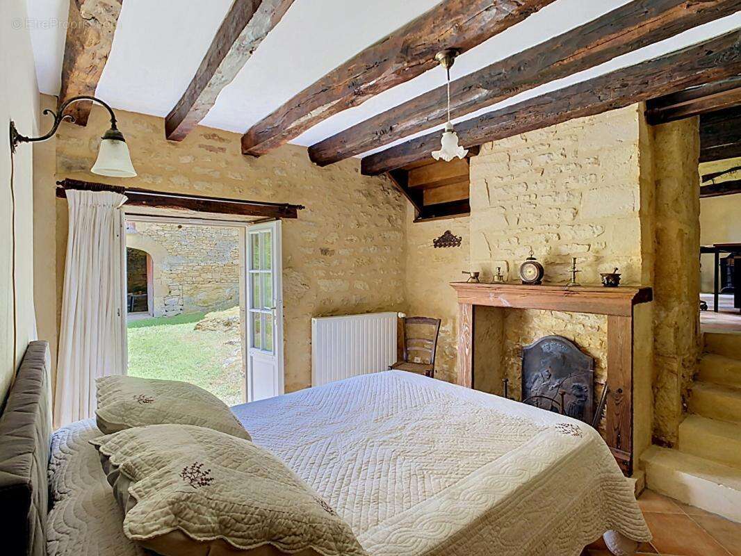 Maison à SARLAT-LA-CANEDA