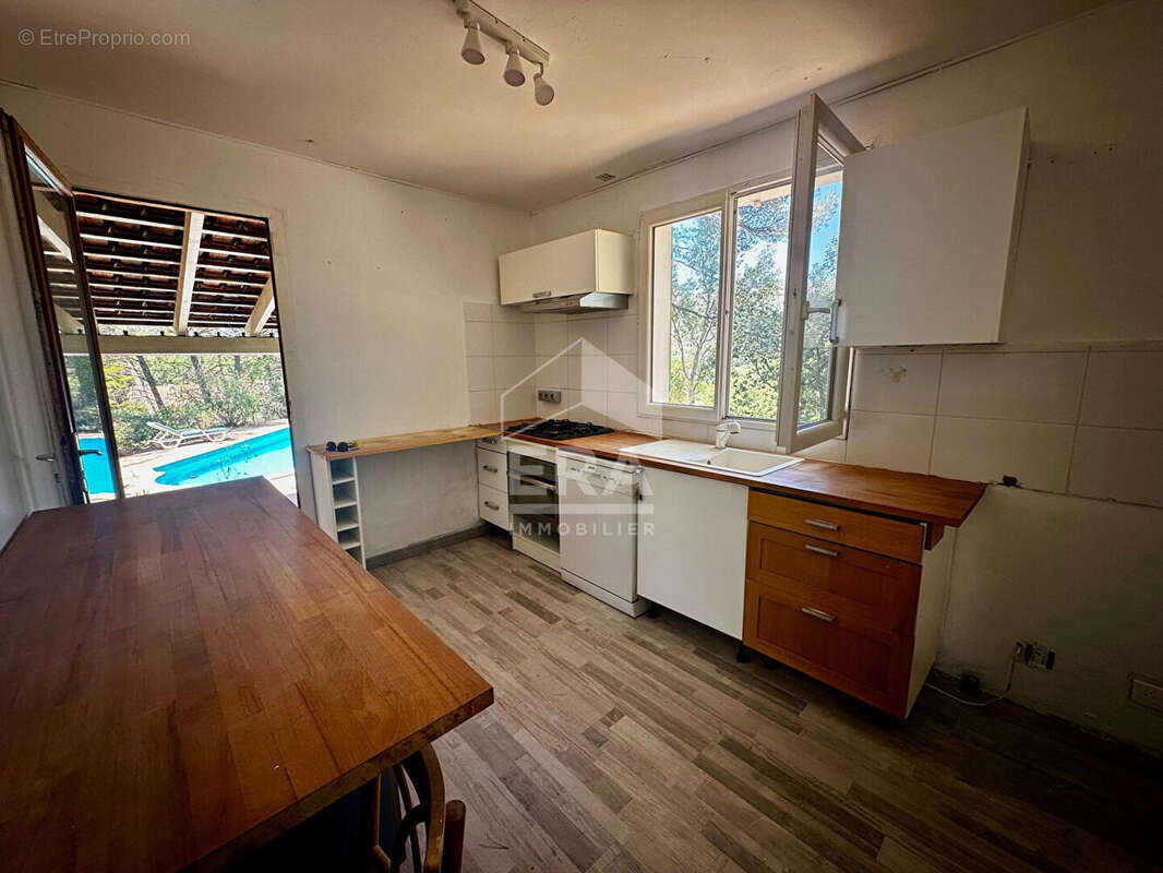 Maison 108m² à châteauneuf-le-rouge - photo 6