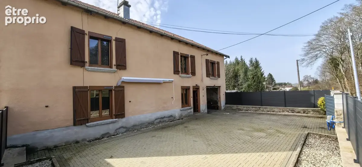 Maison de caractère   195 m2   4 grandes chambres   Terrain 2 096 m2 - photo 2
