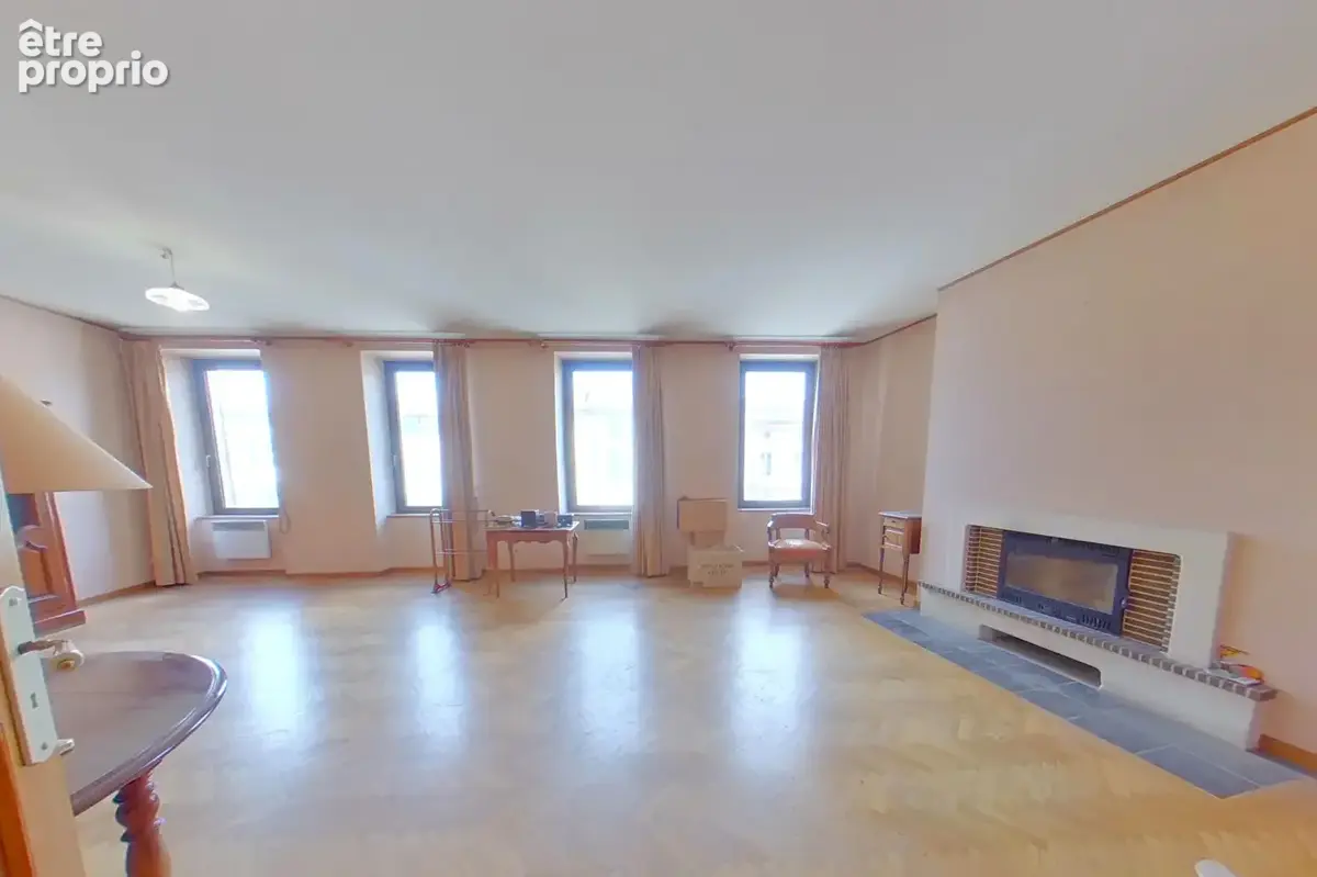 Appartement + 2 garages + dépendance , au centre de Caussade. Superbe projet ! - photo 2