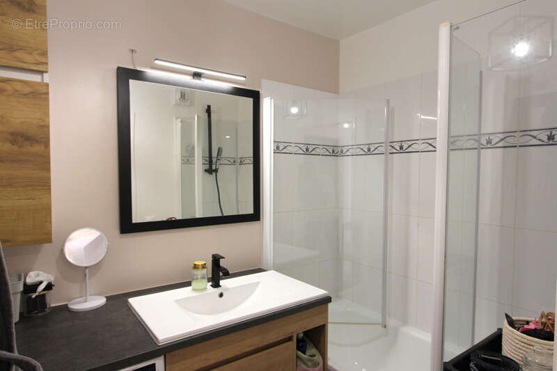 Appartement à vendre 3 pièces avec balcon à FRANCONVILLE (95) - photo 9