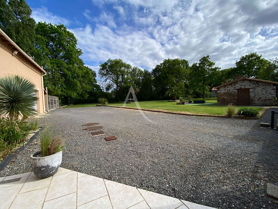 Maison à SAINT-PHILBERT-DE-GRAND-LIEU