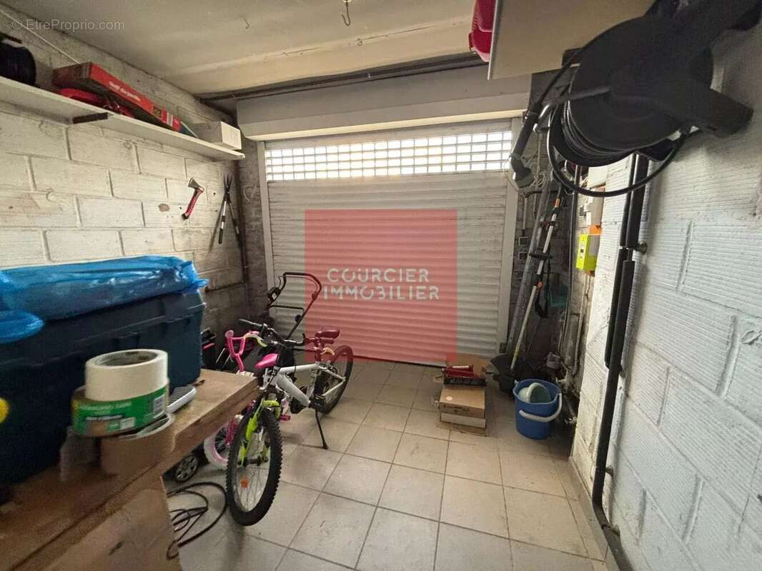 Mesnil saint denis (78) - maison  6 p 132 m2 - photo 17