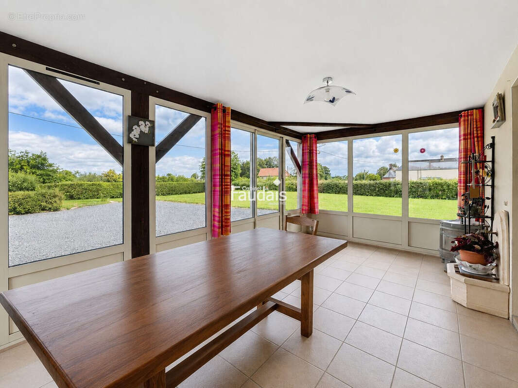 Maison 155 m² à Saint-Andre-De-Bohon  - photo 5