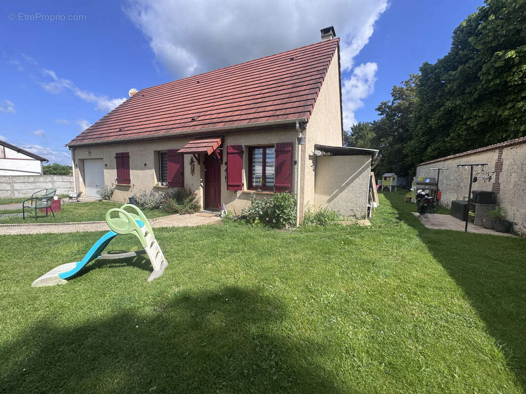 Maison à ANET