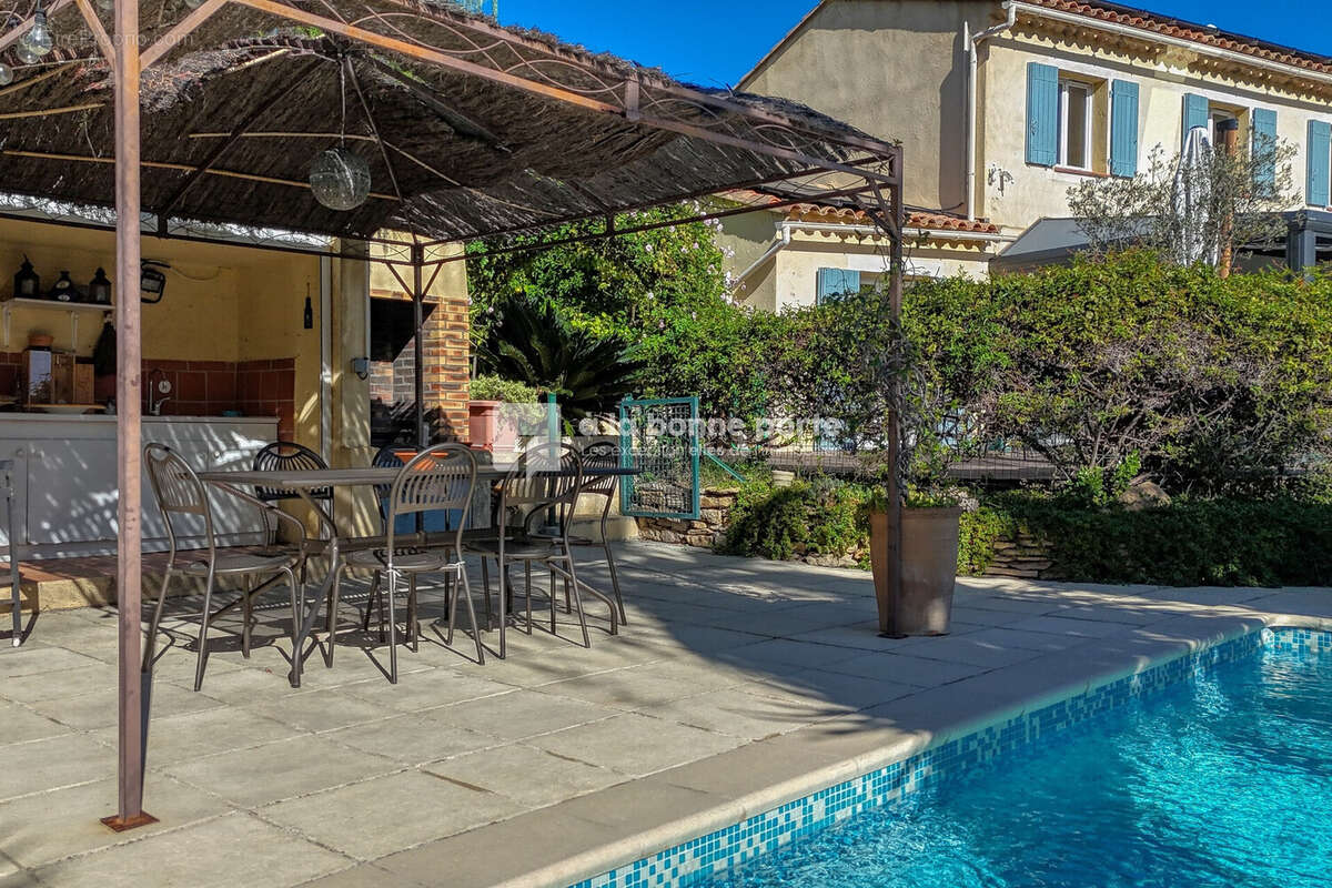 Maison 150 m² à La Cadiere-D'azur  - photo 3