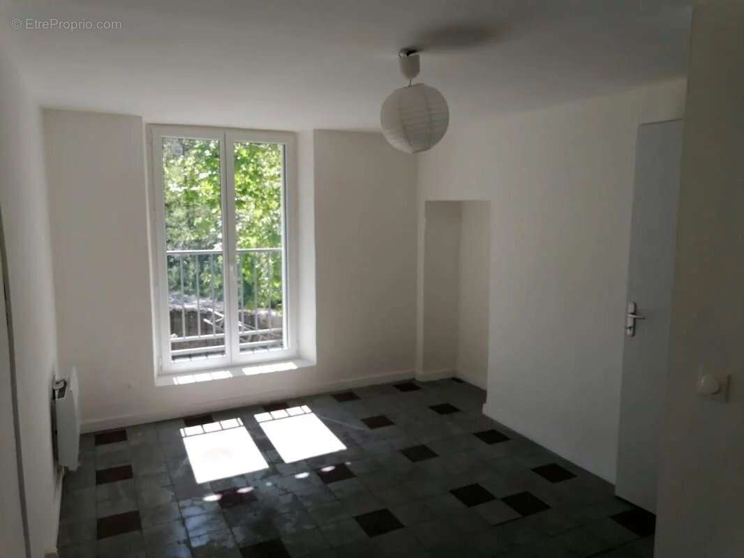 Maison à SERNHAC