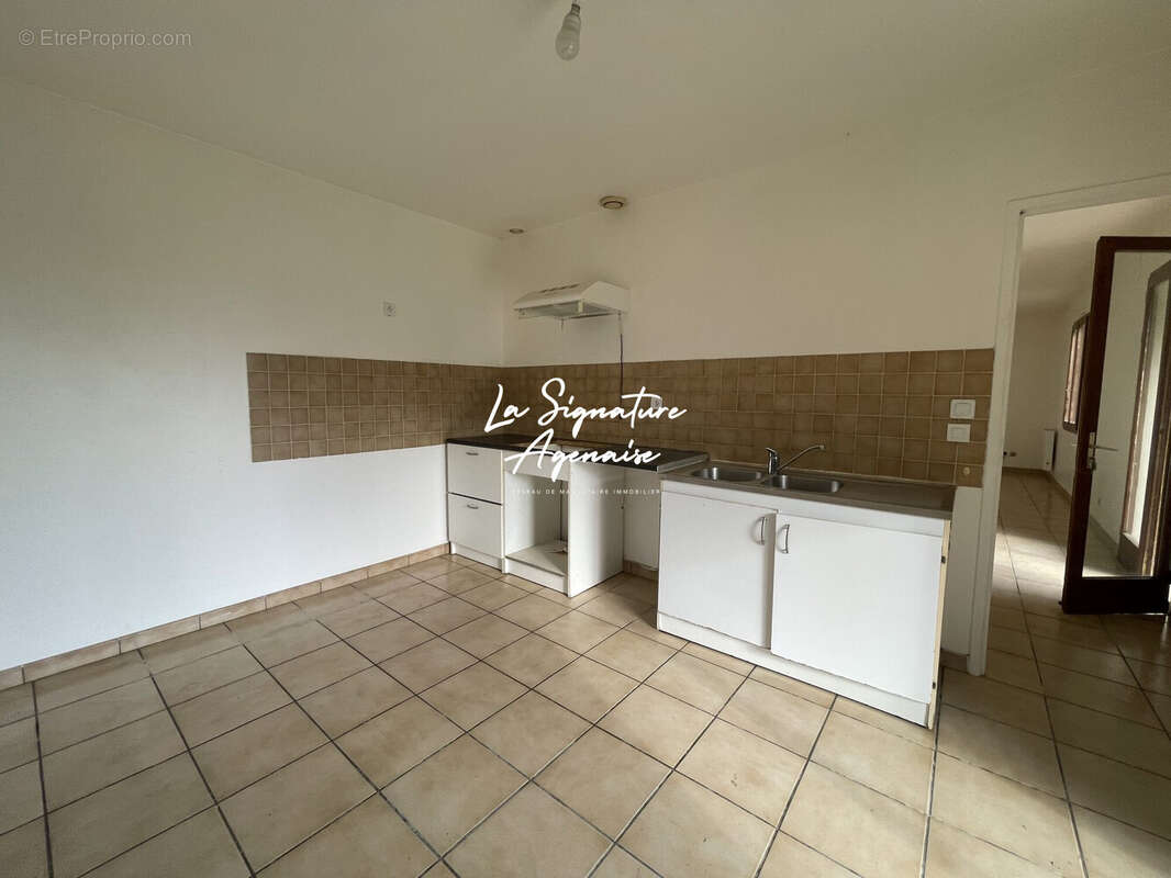 Maison à COLAYRAC-SAINT-CIRQ