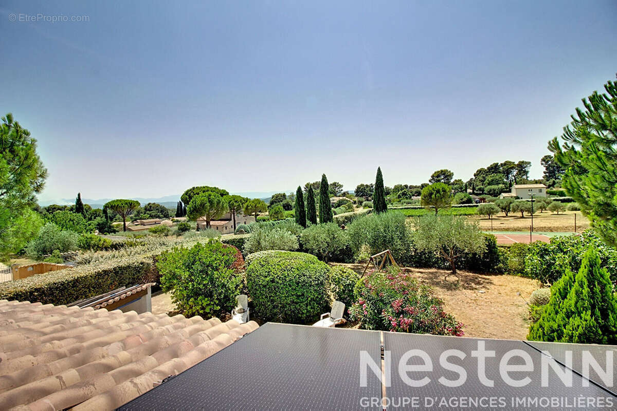 A VENDRE FLAYOSC Maison 3 chambres PISCINE GARAGE sur terrain de 1200 m² clos - photo 10