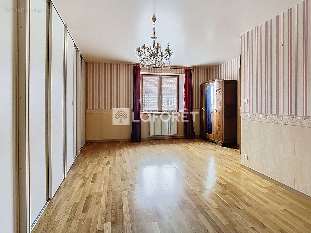 Maison à PARGNY-SOUS-MUREAU