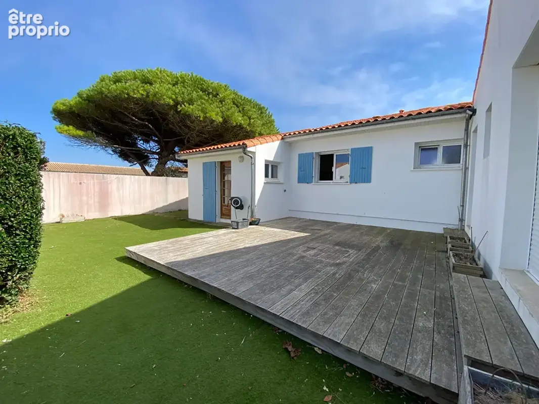 SAINT DENIS - Maison 4 chambres -127 m² - proche phare - photo 3