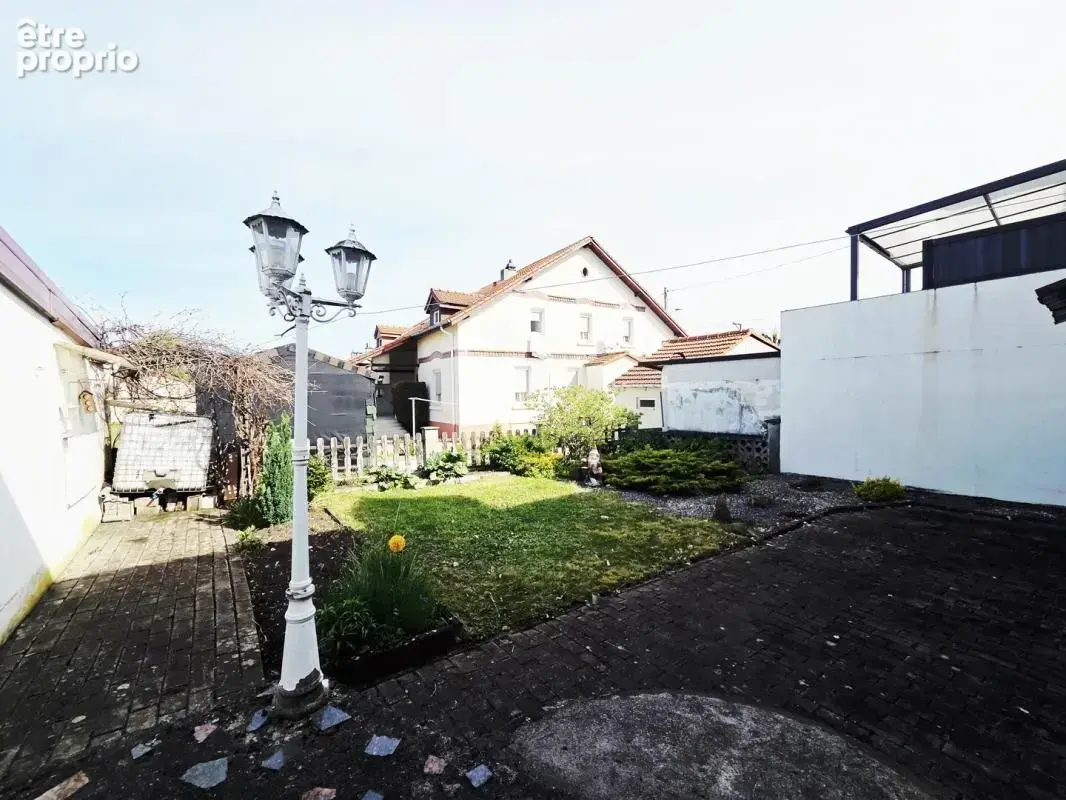 Maison familiale de caractère avec jardin à Stiring-Wendel - photo 11