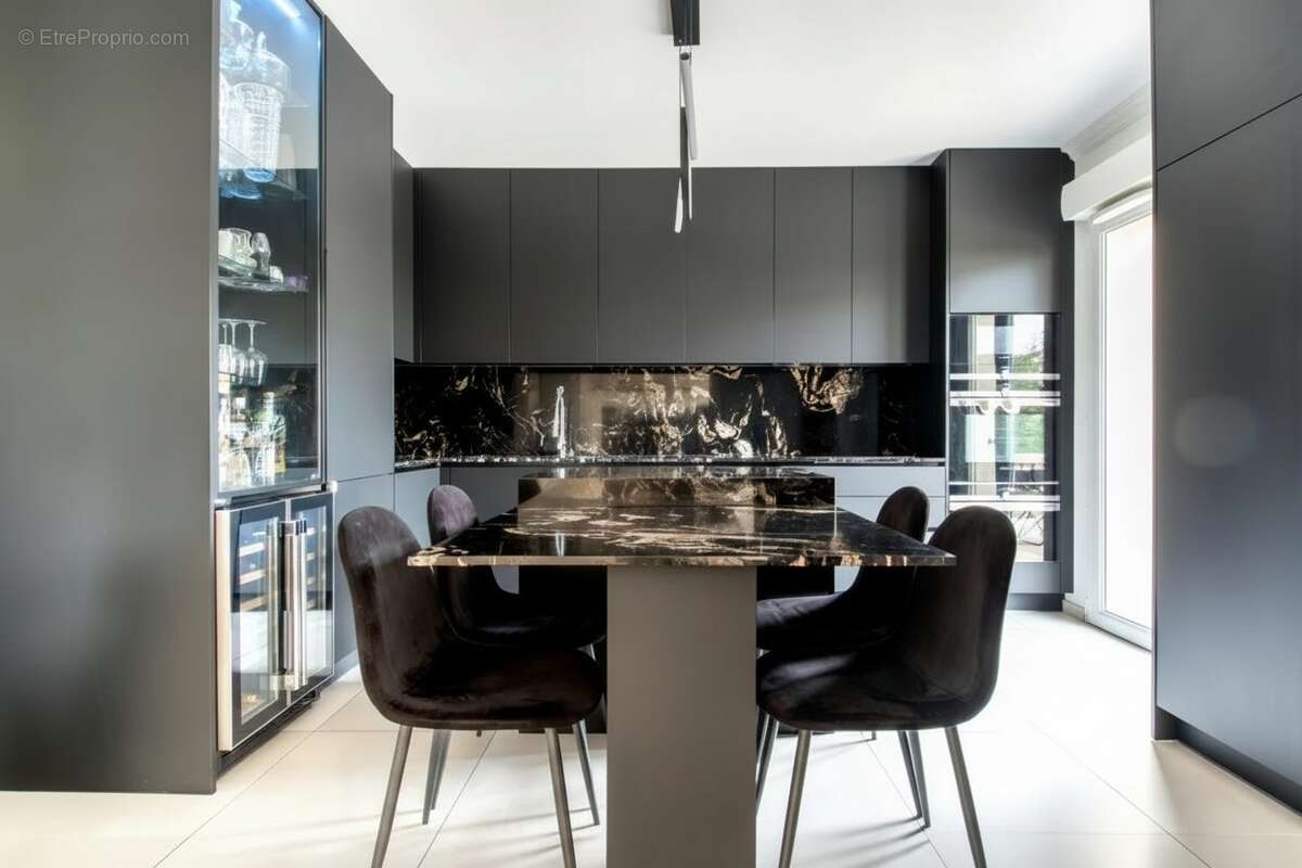 Maison à LES PAVILLONS-SOUS-BOIS