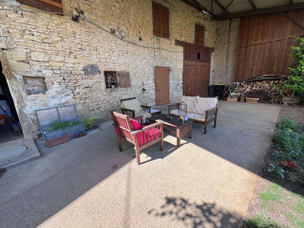Maison à DIZIMIEU