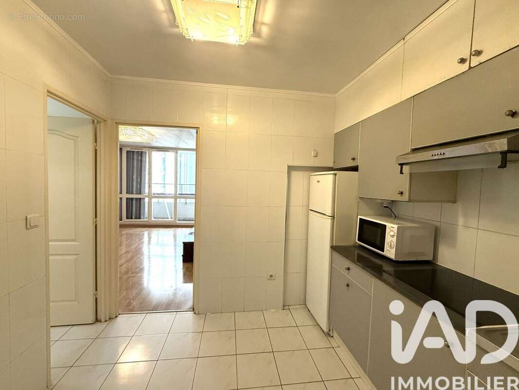 Appartement 62 m² à Aubervilliers  - photo 3