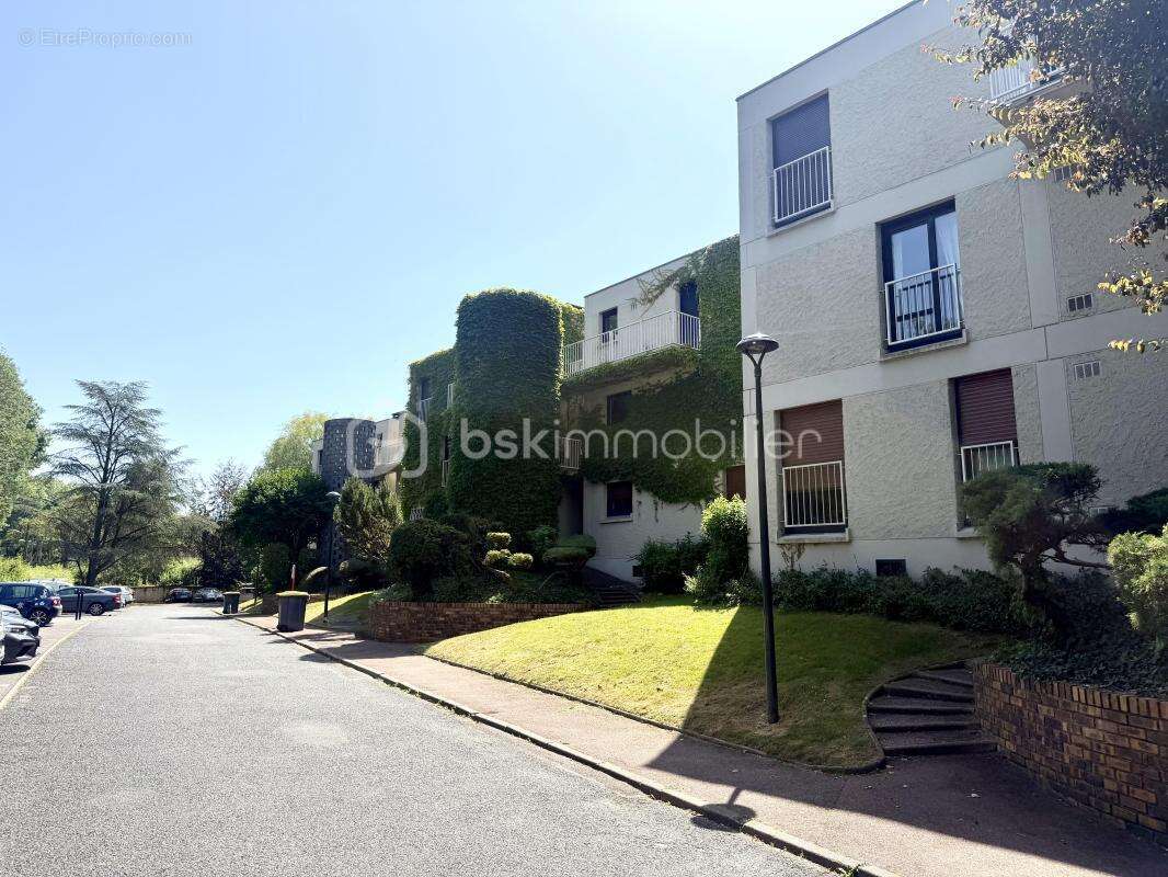 Vente en nue-propriété — T4 82m2 Boussy-Saint-Antoine - photo 9