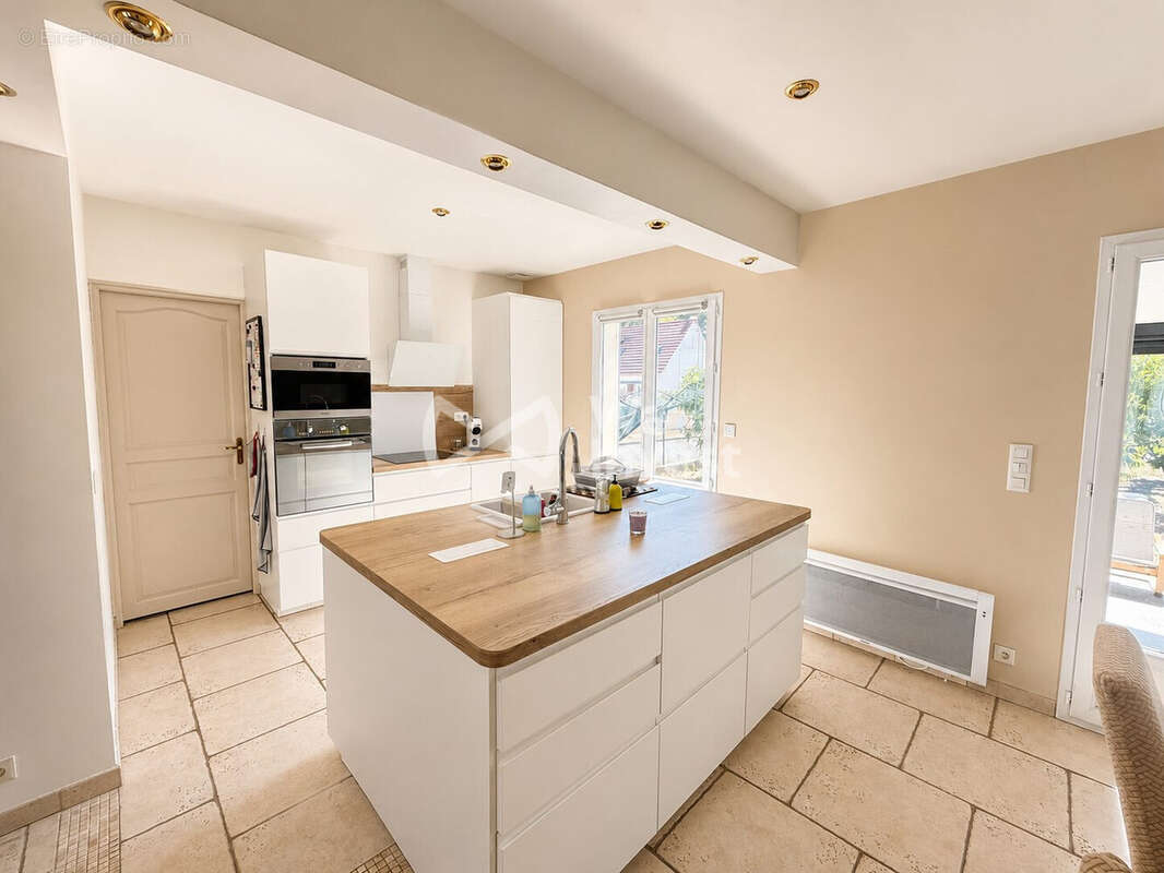 Maison 130 m² à Cepoy  - photo 4