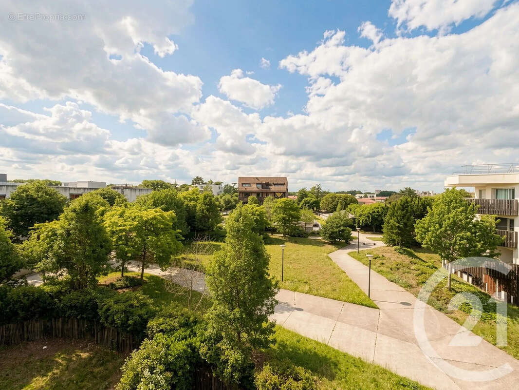 Appartement à BEGLES
