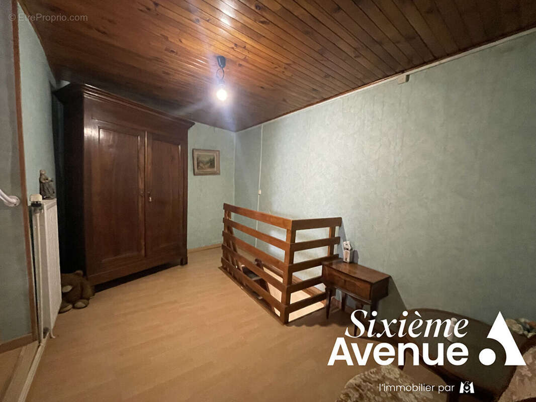 Maison à SAINT-GEORGES-D&#039;ESPERANCHE