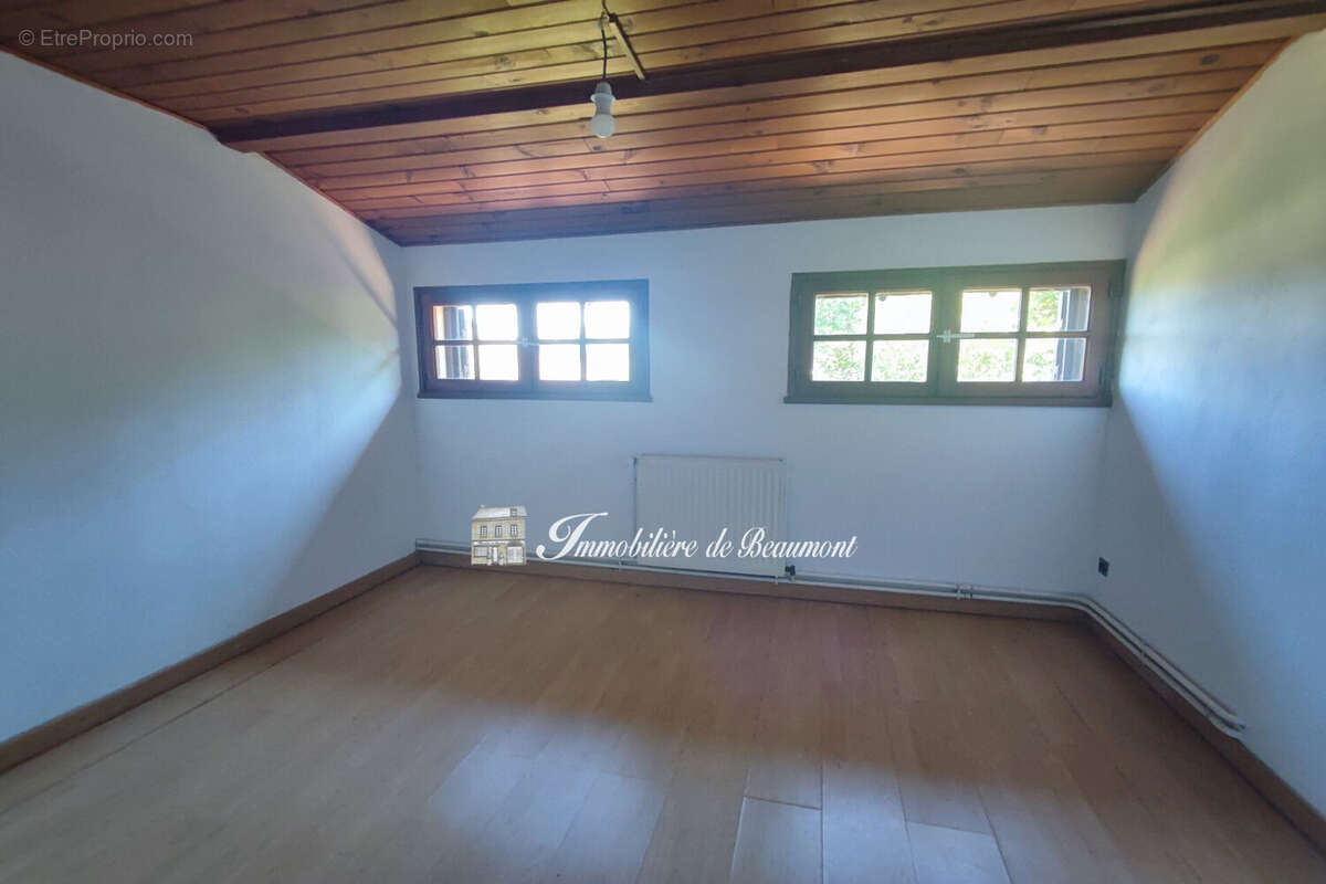 Maison 135 m² à Beaumont-Le-Roger  - photo 6