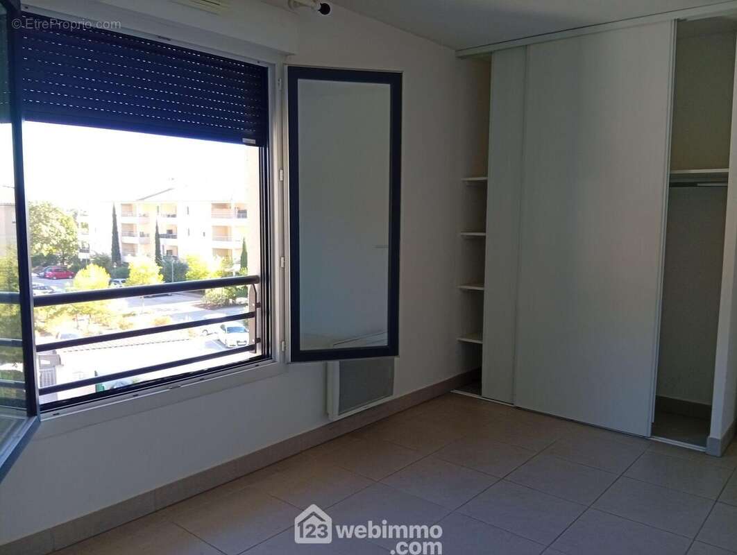 Appartement à LE LUC