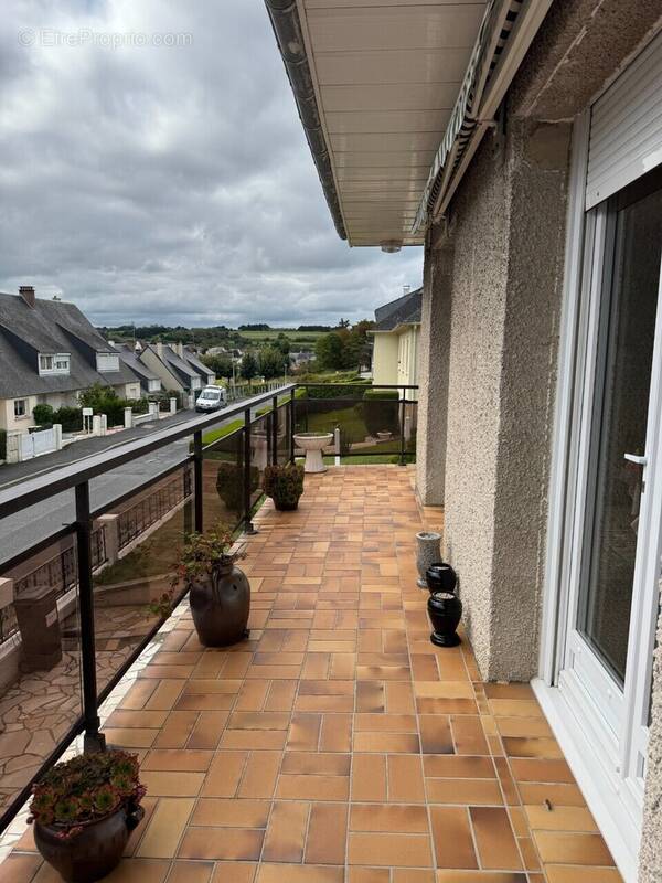 Maison à PORT-EN-BESSIN-HUPPAIN