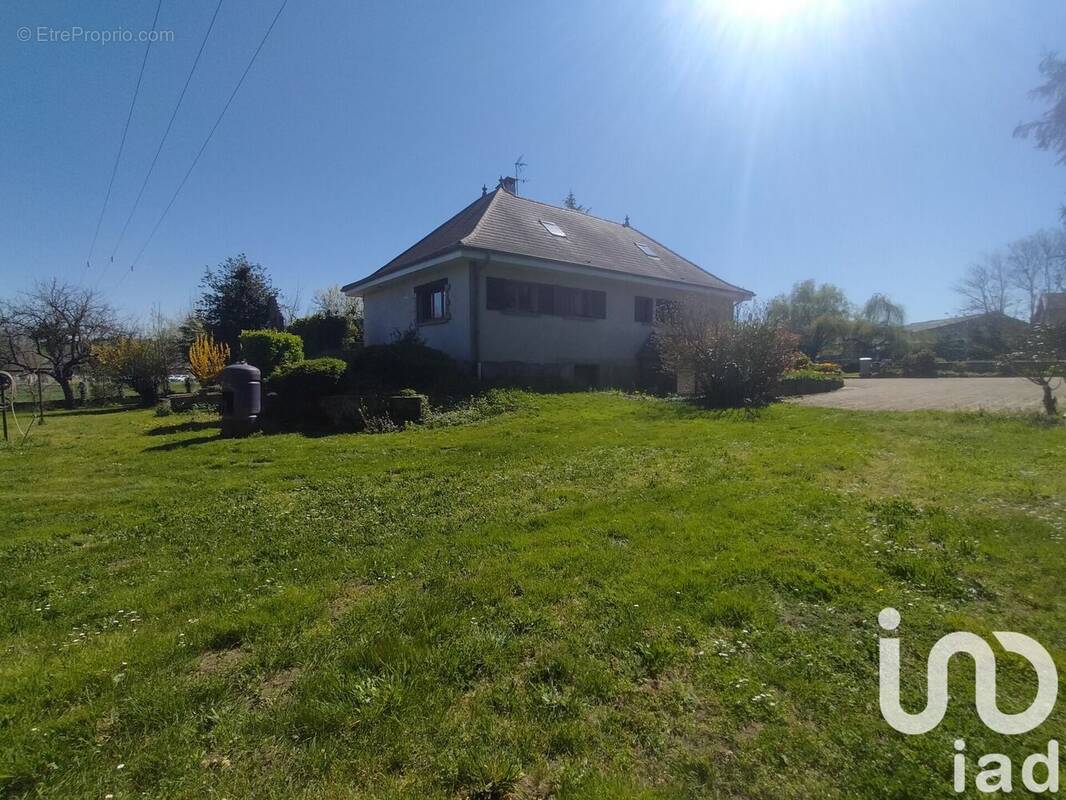 Photo 1 - Maison à BOURGOIN-JALLIEU