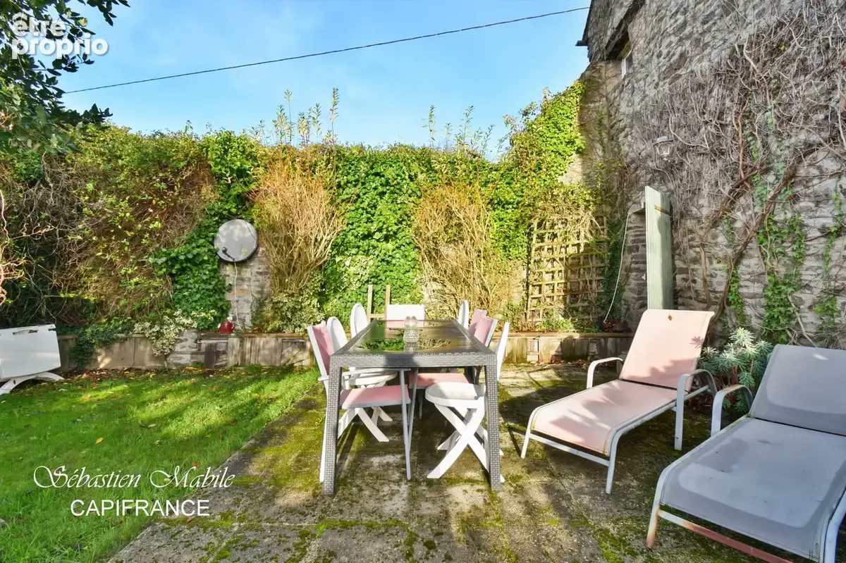 Maison en pierre à vendre 7 pièces à Pleine-Fougères (35) en Baie du Mont Saint Michel - terrain de 4200 M² - photo 2