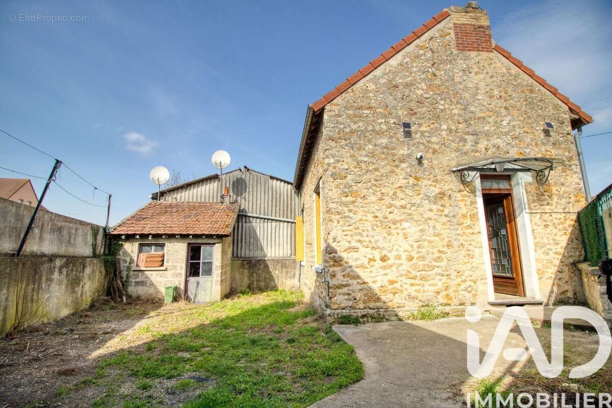 Photo 2 - Maison à AUBERGENVILLE