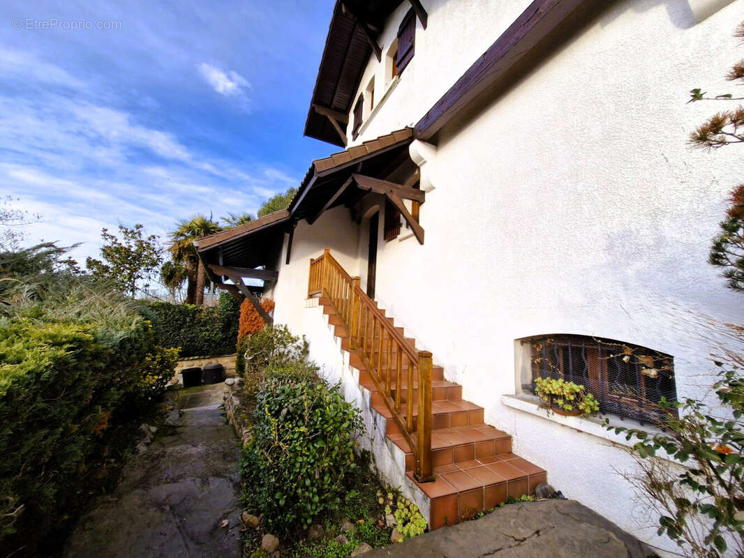 Maison 164 m² à Lacassagne  - photo 6
