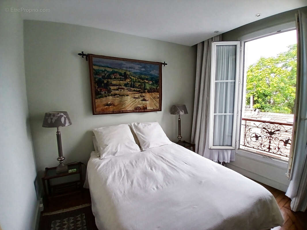 Appartement à PARIS-12E