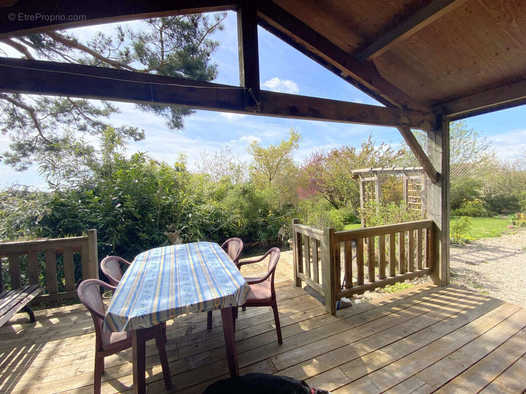 Maison à CRAPONNE-SUR-ARZON