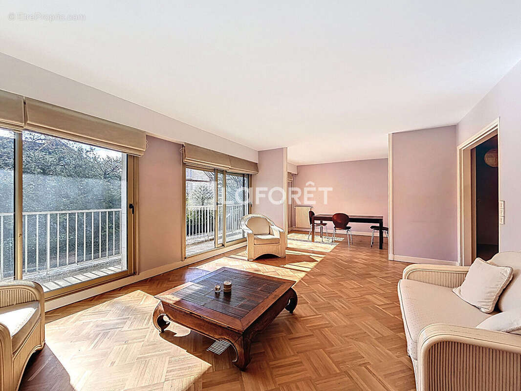 Appartement à LE VESINET