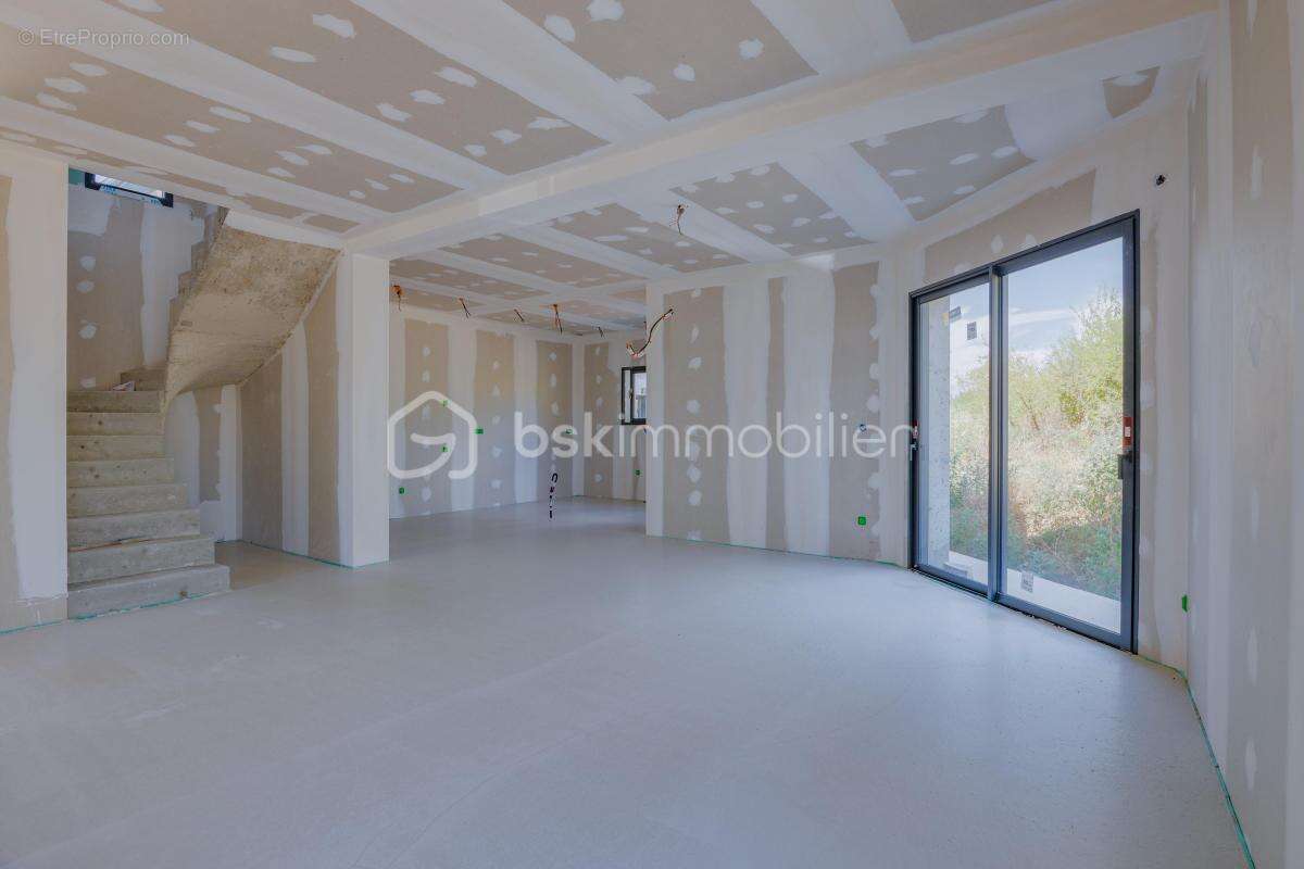 Maison contemporaine neuve de 123 m² - photo 3